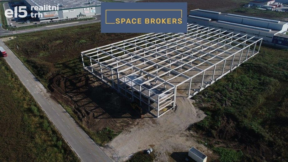 Pronájem sklady, 8 400 m² - Nitra