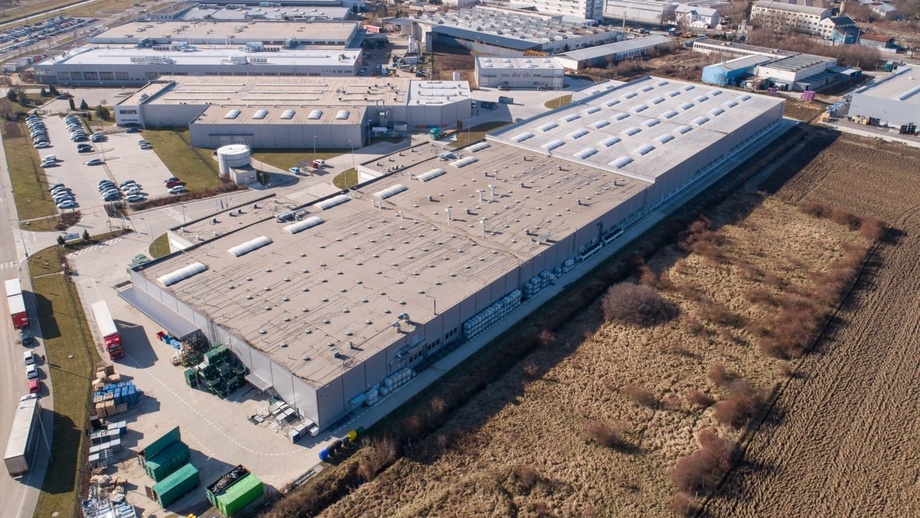 Pronájem skladu 1 000 m², Vráble, Slovensko