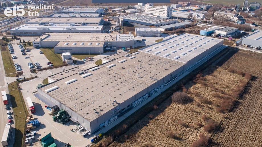 Pronájem skladu 1 000 m², Vráble, Slovensko