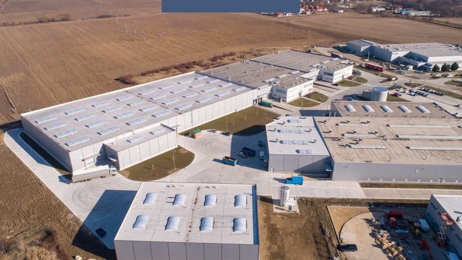 Pronájem skladu 7 500 m², Vráble, Slovensko