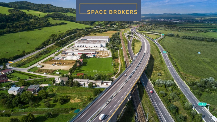 Pronájem sklady, 4 616 m² - Dolný Hričov