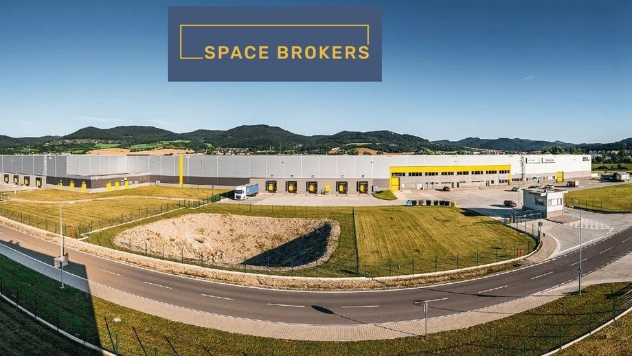 Pronájem sklady, 90 000 m² - Dubnica nad Váhom