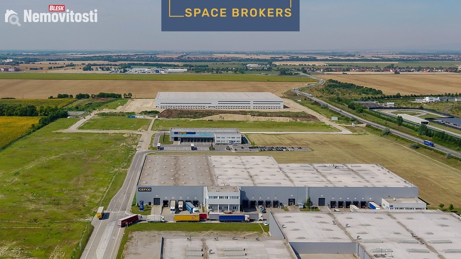 Pronájem skladu 5 679 m², Zavar, Slovensko
