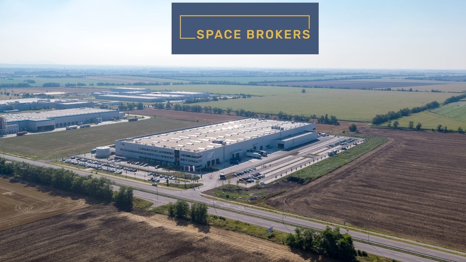 Pronájem skladu 13 356 m², Voderady, Slovensko