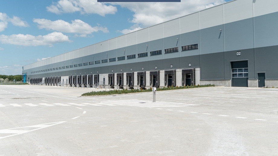 Pronájem sklady, 65 131 m² - Sereď
