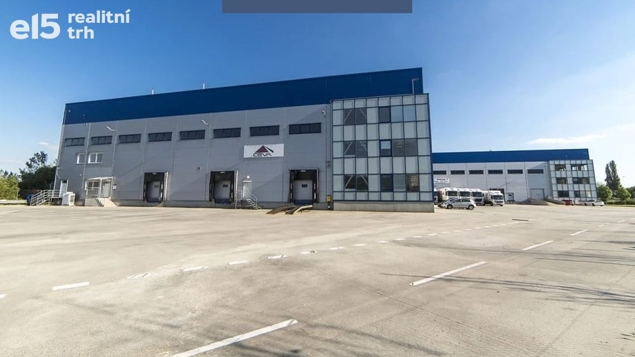 Pronájem skladu 10 700 m², Svätý Jur, Slovensko