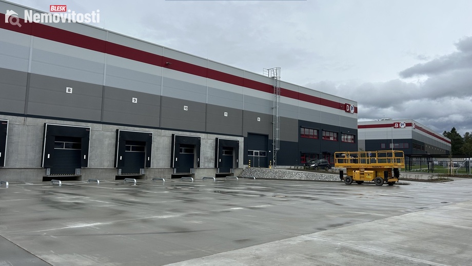 Pronájem skladu 29 469 m², Myslinka