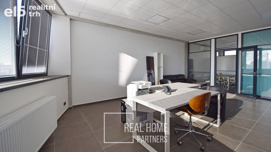 Pronájem kanceláře, 48 m² - Brno - Černovice