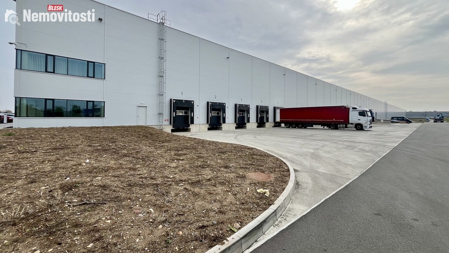 Pronájem skladu 4 246 m², Žatec