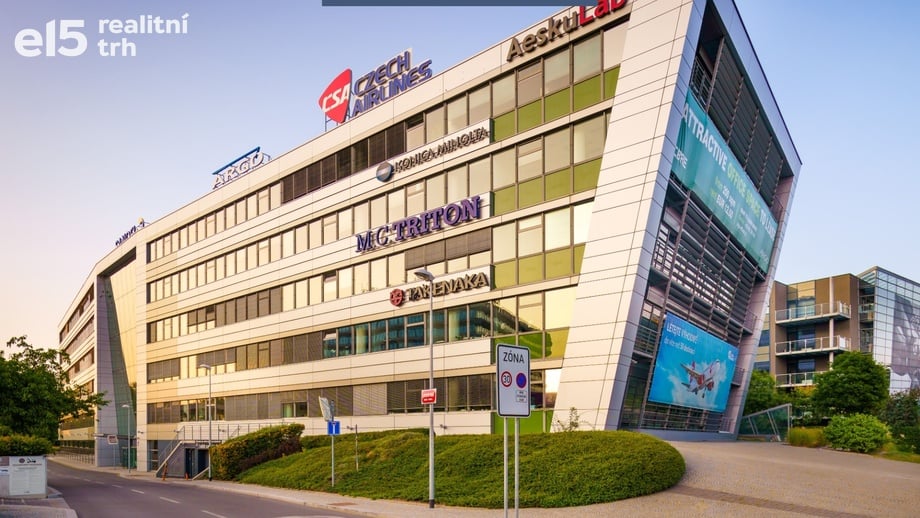 Pronájem kanceláře 1 000 m², Praha - Vokovice