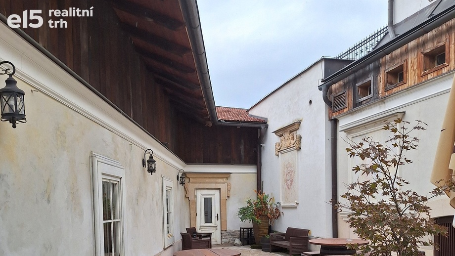 Prodej komerční nemovitosti 950 m², Štramberk