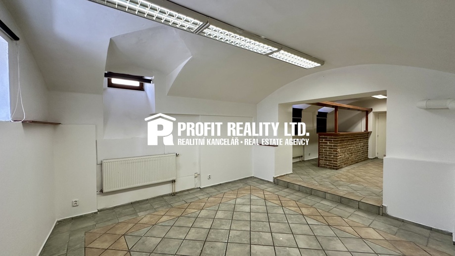 Pronájem kanceláře, 52 m² - Beroun-Závodí