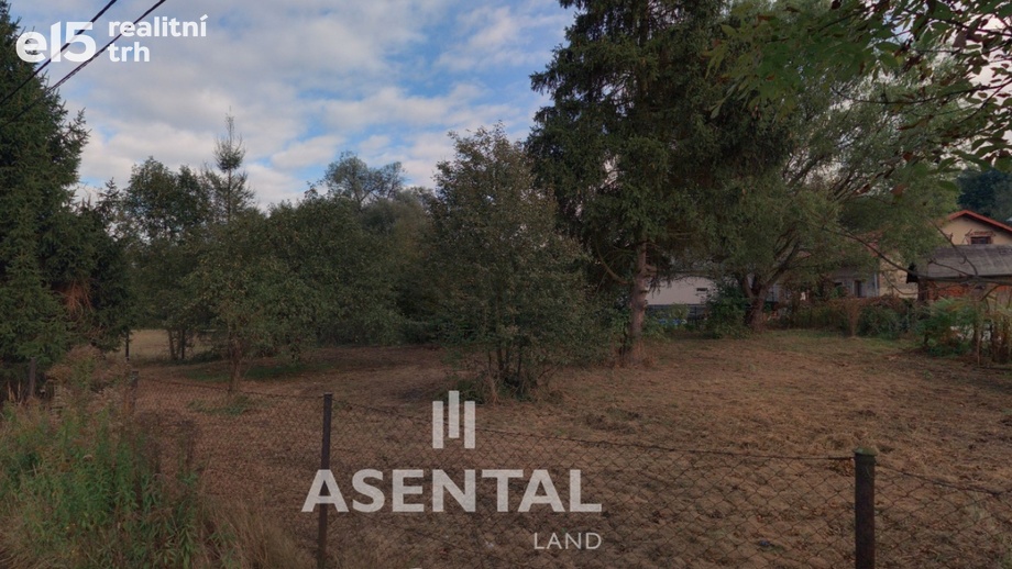Prodej stavebního pozemku 1 025 m², Orlová - Poruba