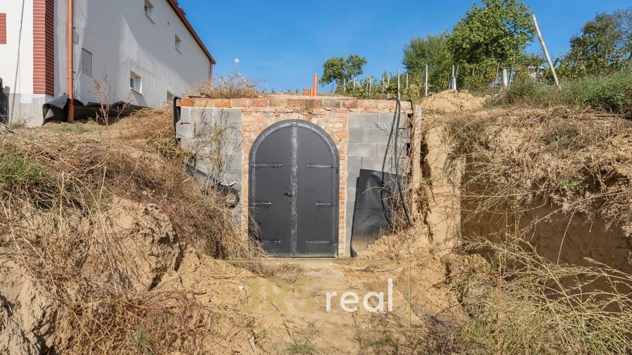 Prodej vinného sklepa 80 m², Mutěnice