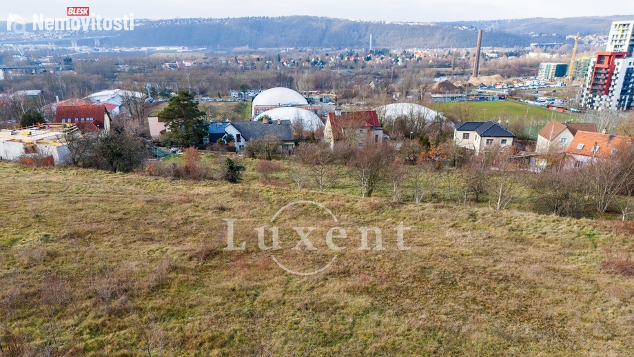 Prodej stavebního pozemku 805 m², Praha 12