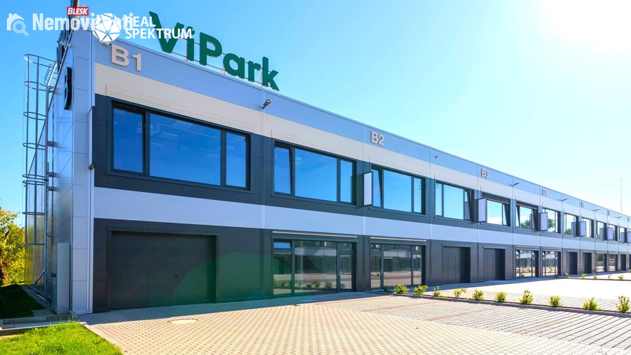 Pronájem obchodního prostoru 892 m², Brno