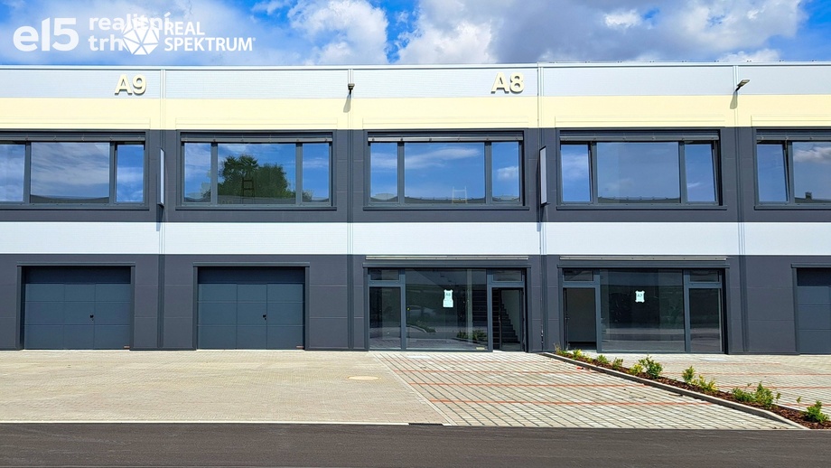 Pronájem obchodního prostoru 892 m², Brno