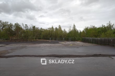 Pronájem komerčního pozemku 2 000 m², Krupka