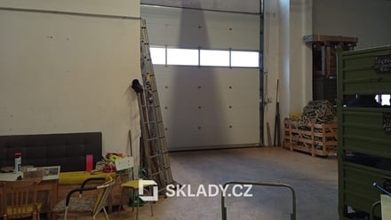 Pronájem skladu 1 075 m², Třebíč