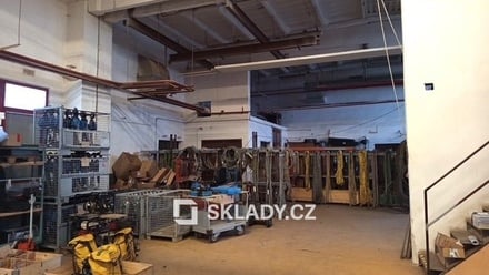 Pronájem skladu 1 075 m², Třebíč
