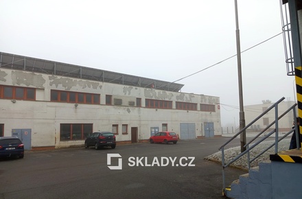 Pronájem skladu 1 075 m², Třebíč