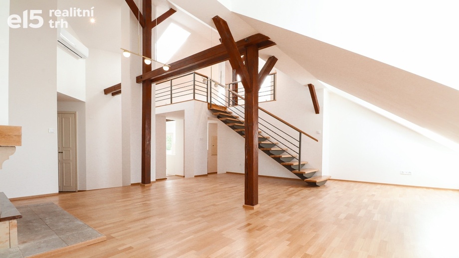 Pronájem byty 4+1, 165 m² - Praha - Smíchov