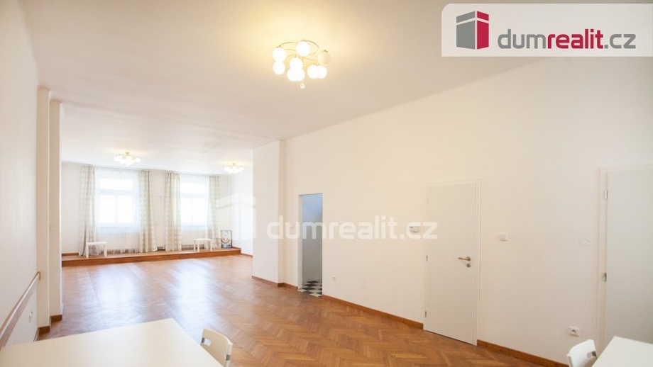 Pronájem byty 1+1, 90 m² - České Budějovice 1