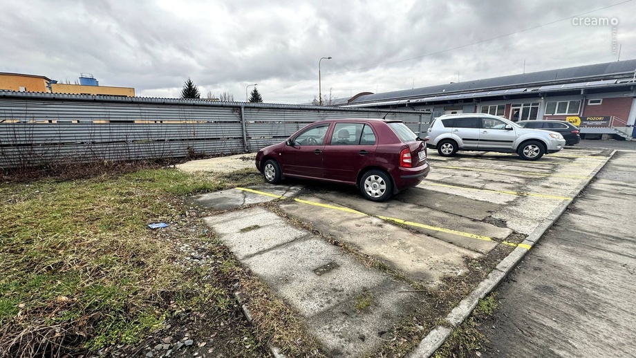 Pronájem ostatní pozemky, 225 m² - Zlín