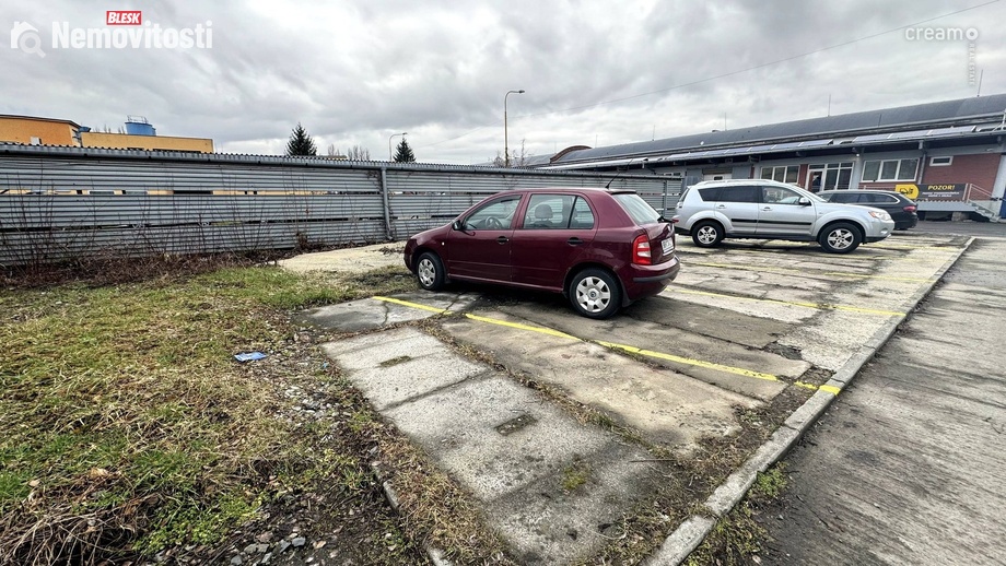 Pronájem specifického pozemku 225 m², Zlín