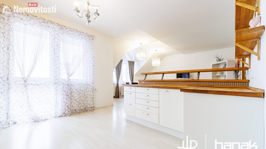Prodej bytu 3+kk 89 m², Olomouc - Nové Sady