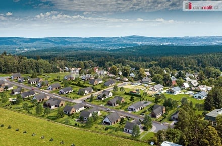 Prodej stavebního pozemku 1 392 m², Tři Sekery
