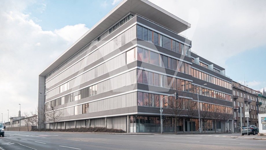 Pronájem kanceláře, 296 m² - Praha - Smíchov