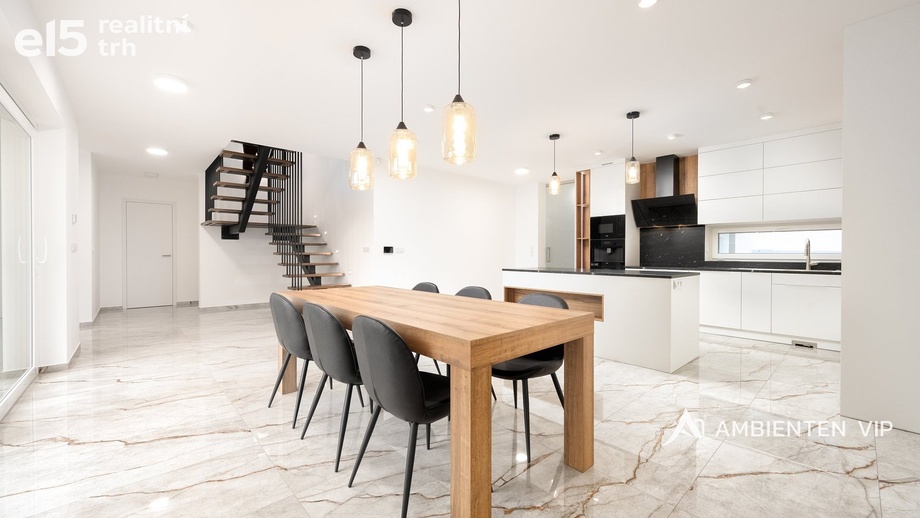 Prodej rodinné domy, 232 m² - Velké Pavlovice