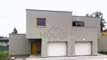 Prodej rodinného domu 297 m², Unhošť