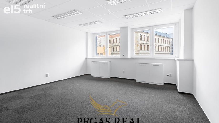 Pronájem kanceláře 35 m², Brno - Černá Pole