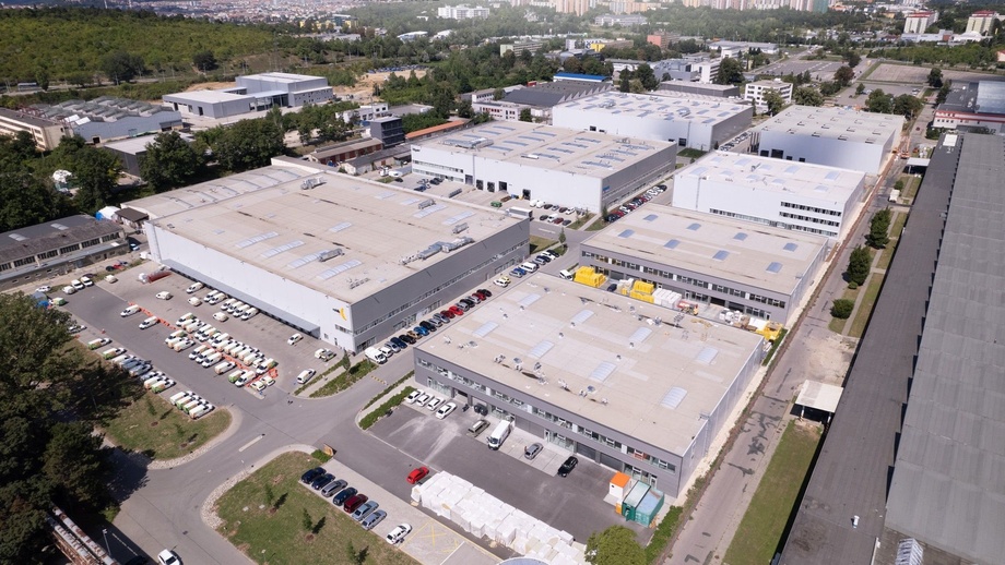 Pronájem sklady, 10 000 m² - Brno - Líšeň
