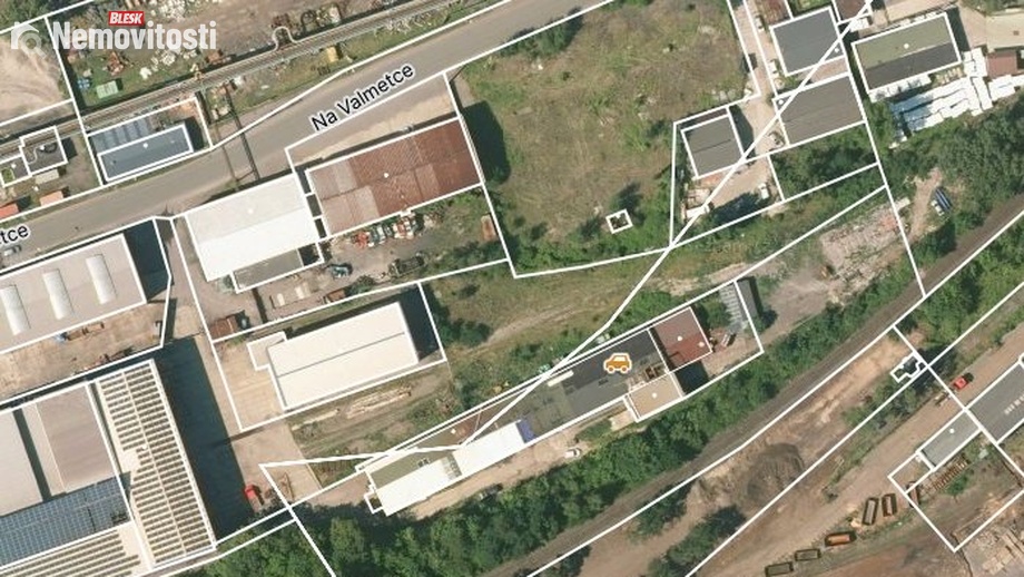 Prodej specifického pozemku 2 912 m², Kladno