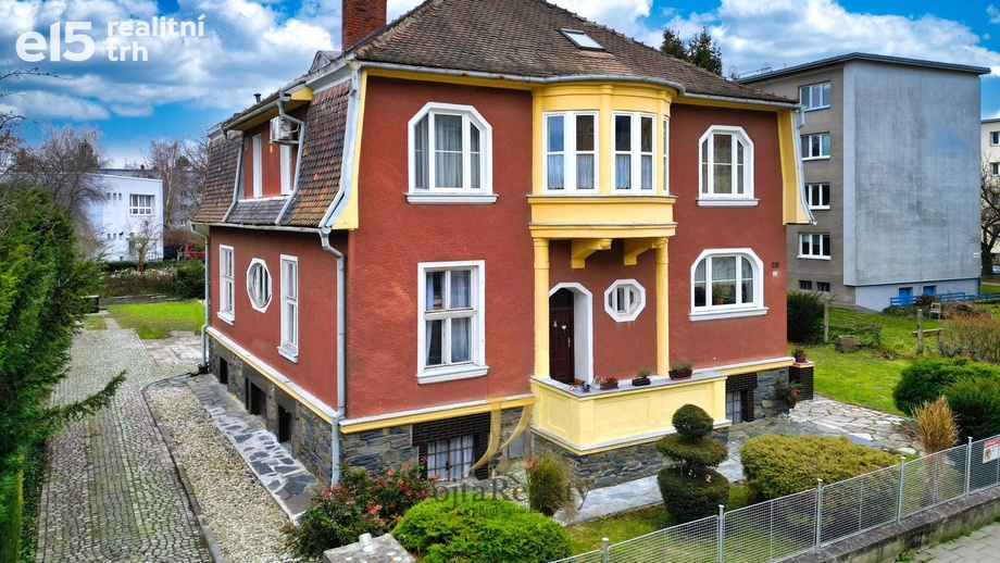 Prodej rodinné domy, 344 m² - Olomouc