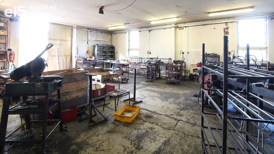 Prodej výrobního prostoru 1 208 m², Židlochovice