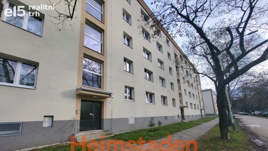Pronájem byty 2+1, 52 m² - Karviná - Nové Město