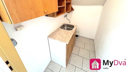 Pronájem kanceláře 50 m², Dyje