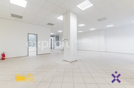 Pronájem obchodního prostoru 142 m², Uherský Brod