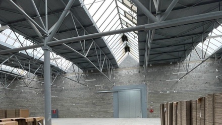 Pronájem skladu 2 000 m², Žatec