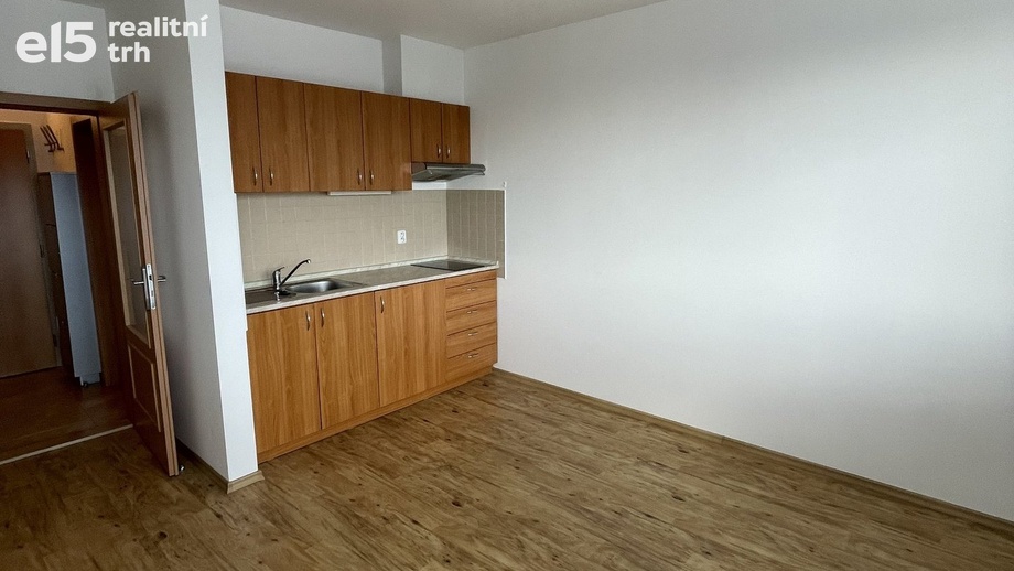 Pronájem byty 1+kk, 37 m² - Praha - Prosek