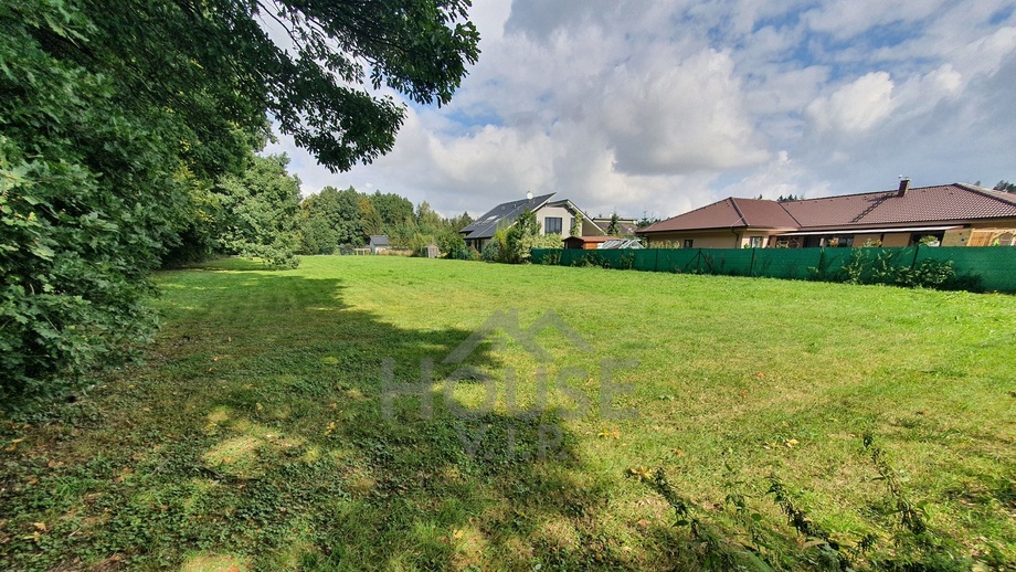 Prodej stavebního pozemku 4 297 m², Louňovice