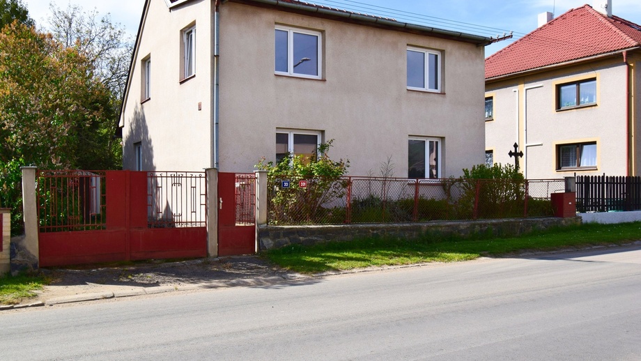 Prodej rodinné domy, 200 m² - Ronov nad Doubravou