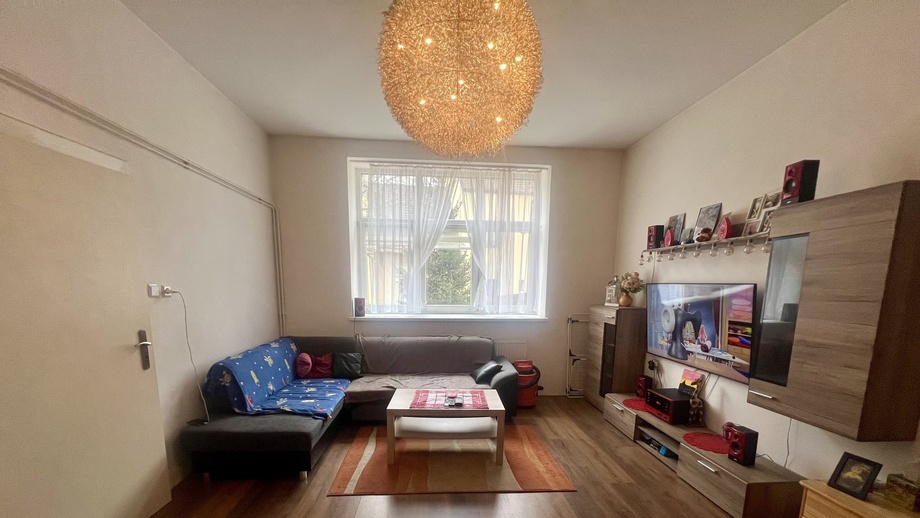 Prodej byty 2+1, 75 m² - České Velenice