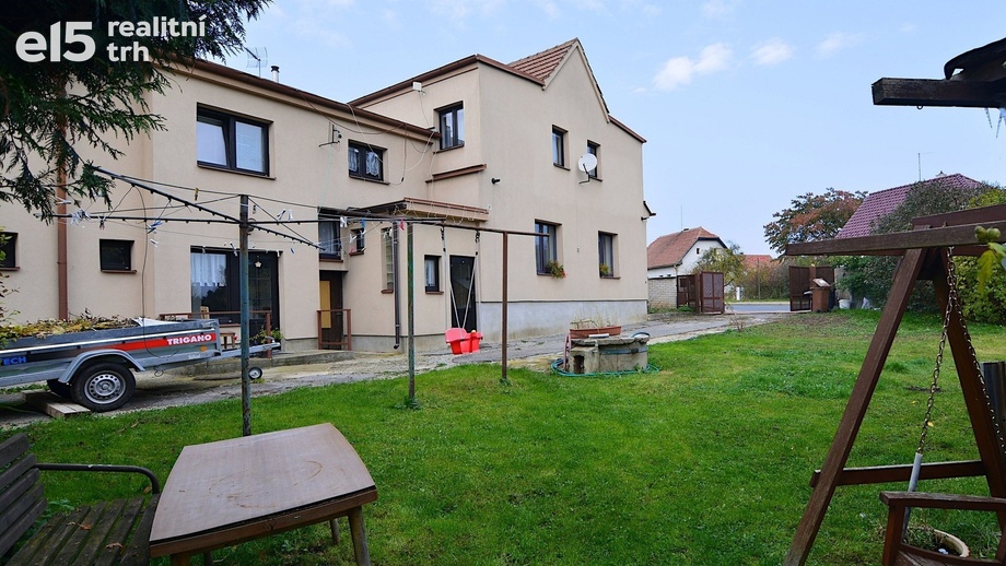 Prodej ubytování, 210 m² - Praha - Sobín