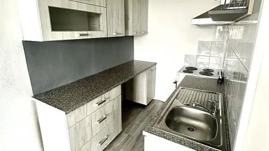 Pronájem byty 2+kk, 40 m² - Most