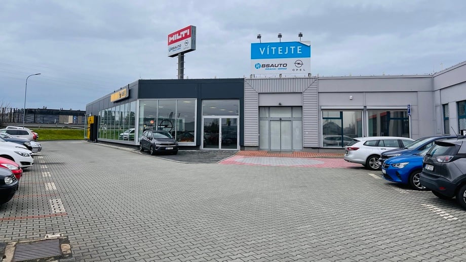 Pronájem obchodní prostory, 2 870 m² - Praha